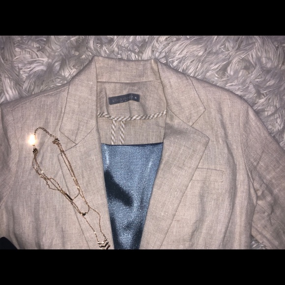 Blazer - Picture 2 of 2